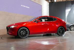 Mazda3 ５ドアHB：マツダの意志が見えてとてもいい。Mazda３のデザインをスバルの前デザイン部長難波治教授が語る