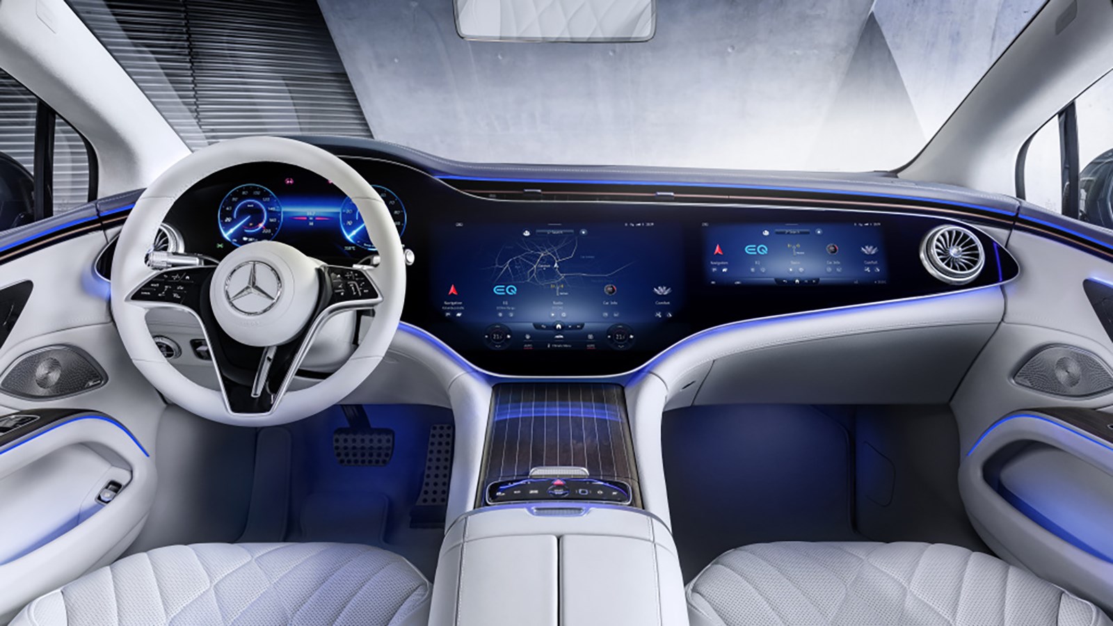 メルセデスがsクラスの電気自動車版 Eqs の市販車らしからぬ超近未来的なインテリア公開 Carview 自動車情報サイト 新車 中古車 Carview