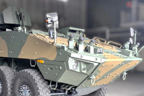 陸自オリジナル迷彩の新型装甲車だ！ 機関銃座も発煙弾発射機も備えた