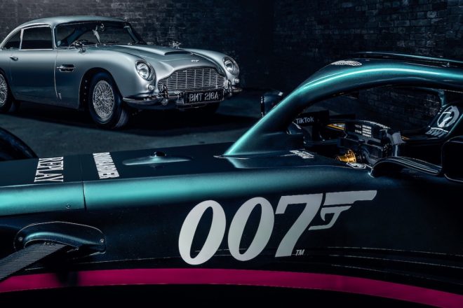アストンマーティンf1と映画 007 がコラボ 最新作公開を記念し マシンにロゴ Autosport Web 自動車情報サイト 新車 中古車 Carview