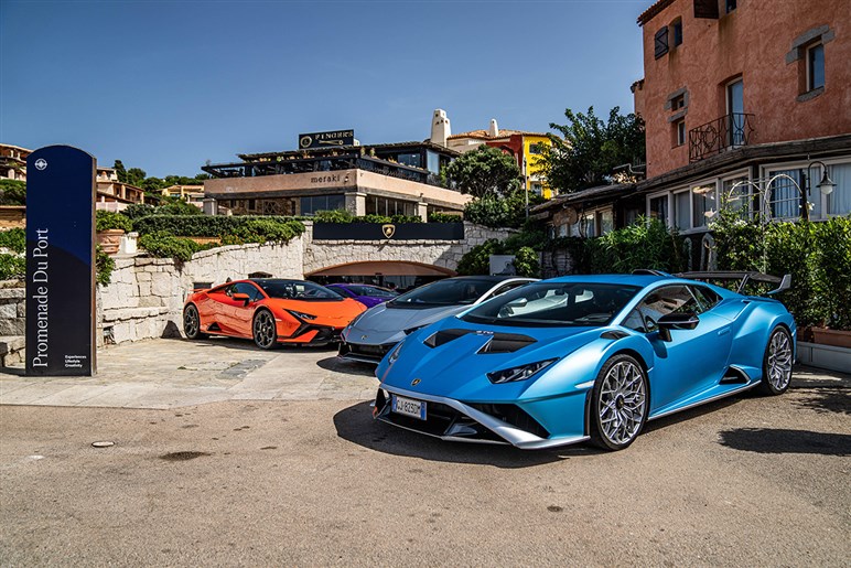 ランボルギーニ並みの性能!? 英企業が「ロードスター」にジャガー製3.0L V6を悪魔合体…約430万円から