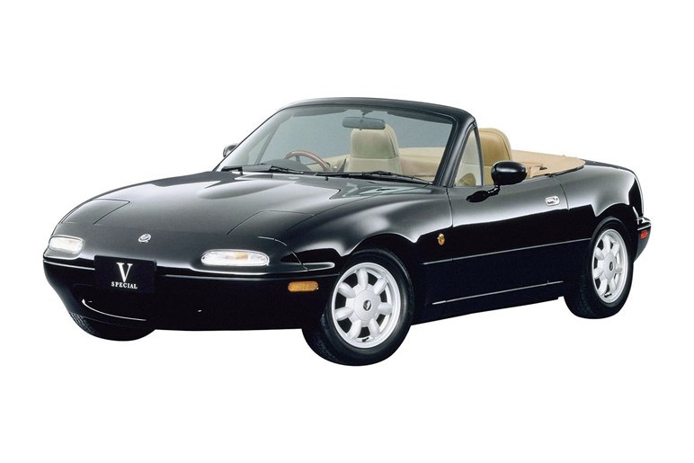 ランボルギーニ並みの性能!? 英企業が「ロードスター」にジャガー製3.0L V6を悪魔合体…約430万円から