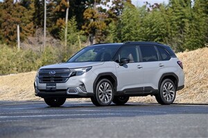 【販売店の声】新型「フォレスター」問い合わせの8割がハイブリッド。他社乗り換えも加速し納期は1年に