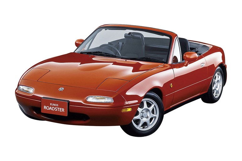 ランボルギーニ並みの性能!? 英企業が「ロードスター」にジャガー製3.0L V6を悪魔合体…約430万円から