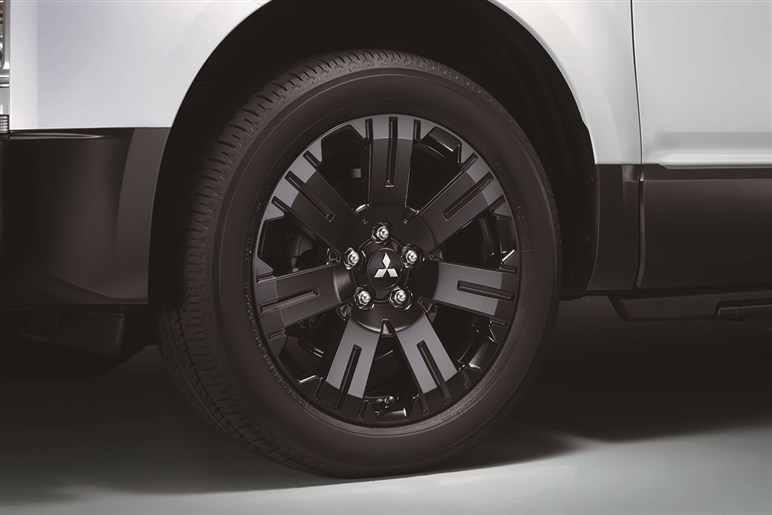 新型「デリカD:6」が10月にも公開との情報。外見はキープコンセプトも、PHEVとBEVに一新で価格アップか