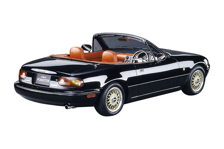 ランボルギーニ並みの性能!? 英企業が「ロードスター」にジャガー製3.0L V6を悪魔合体…約430万円から