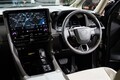 ショーファーカーへと変貌した新型アルファード。廉価グレード追加の有無を主査に聞いた