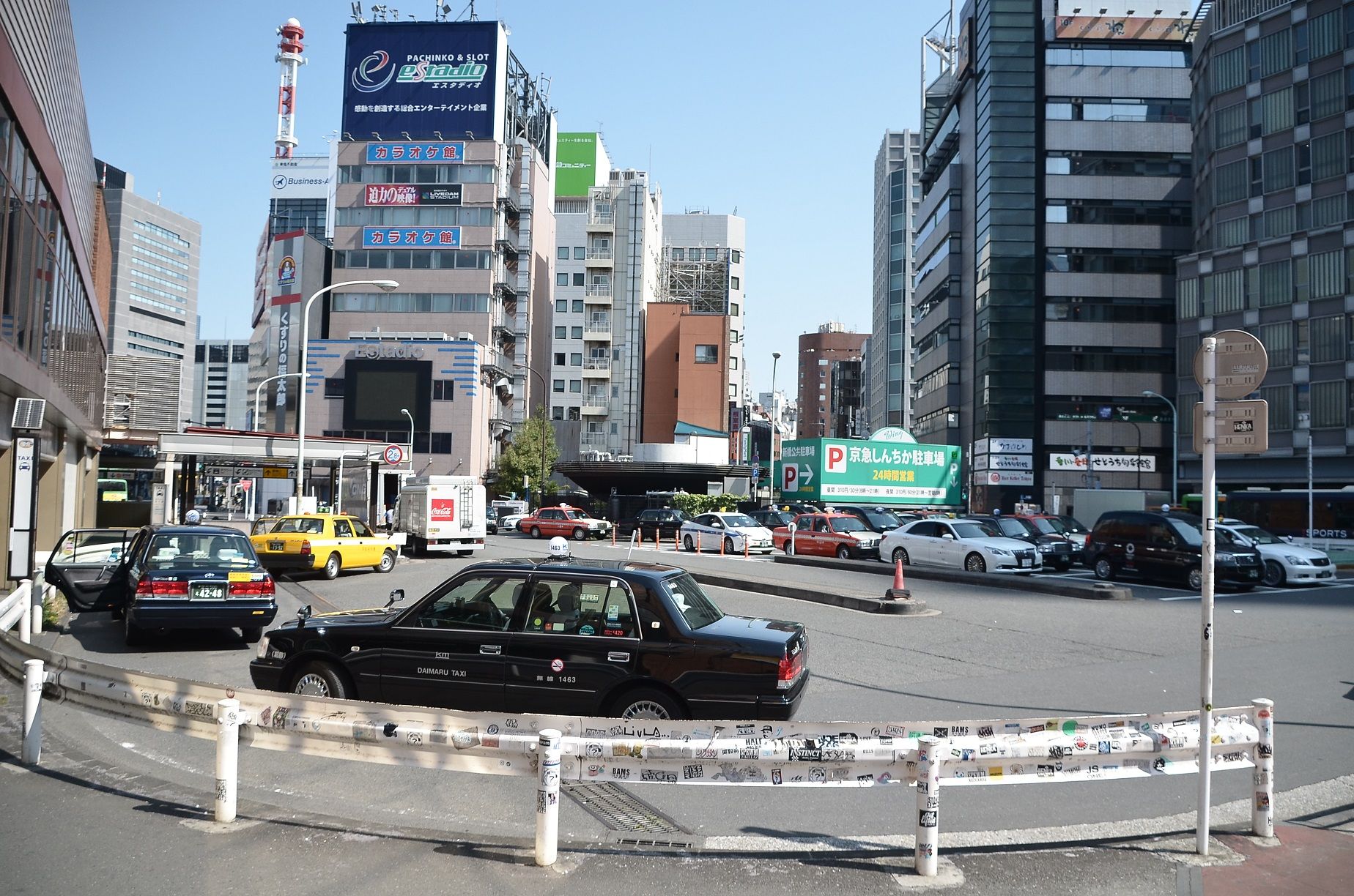 政府 売り上げ半減の事業者向け 一時支援金 を増額 法人最大60万円へ 緊急事態宣言 延長で 日刊自動車新聞 自動車情報サイト 新車 中古車 Carview