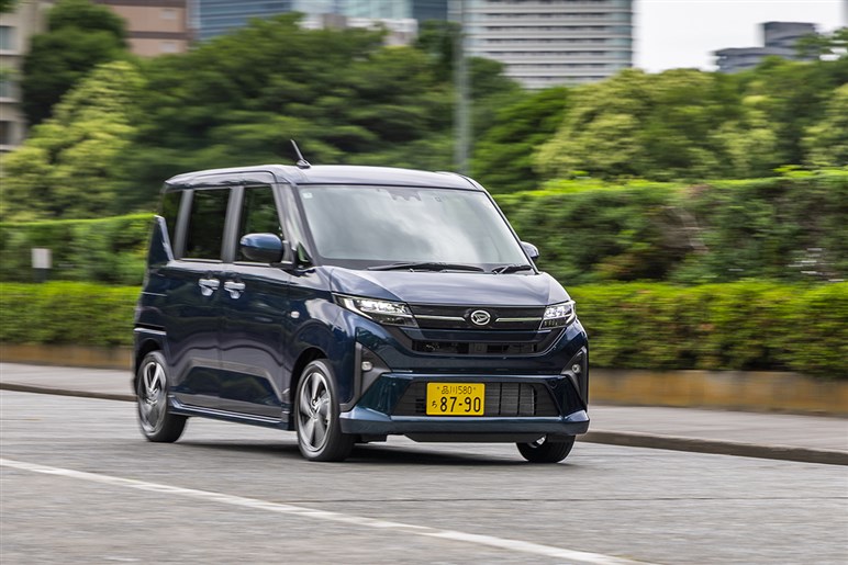 新型「ムーヴ」はバランス重視の優等生タイプ。スライドドア以外は地味キャラだがライバルを研究した装備と価格が上手い