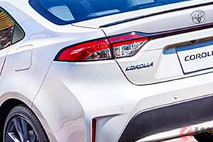 新車約228万円！ トヨタ新「カローラX」がスゴイ！ 1リッターで“30km”以上走れる「全長4.4m級」モデル！ 大口顔もイイ「新モデル」とは？