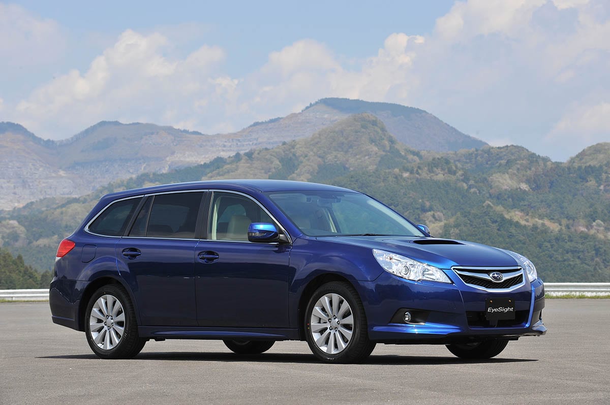 スバル レガシィツーリングワゴン 10年5月 11年5月 中古車選びに役立つ 当時モノ 新車レビュー 試乗記 スタイルワゴン ドレスアップナビ 自動車情報サイト 新車 中古車 Carview
