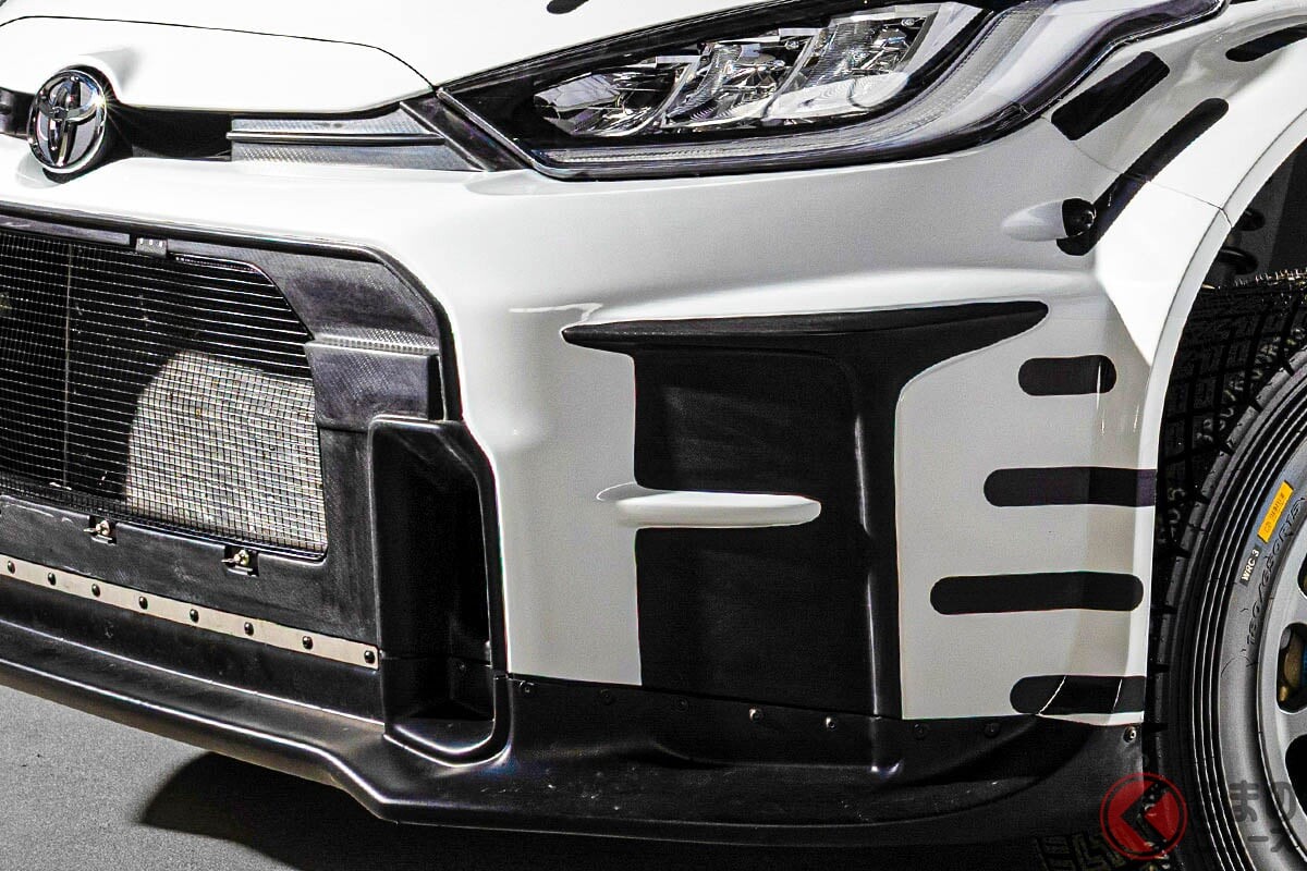トヨタ“新”「“超すごい”4WDスポーツカー」世界初公開へ！ 画期的「エンジン」搭載のスーパーマシン！ 迫力エアロもイイ「GRヤリス Rally2 H2 Concept」欧州で登場へ