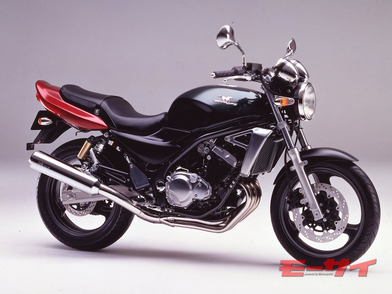 Zxr250からバリオスまで 250cc4気筒モデル最後発にして最強性能 ニンジャzx 25r以前のカワサキ ニーゴーマルチ を振り返る モーサイ 自動車情報サイト 新車 中古車 Carview