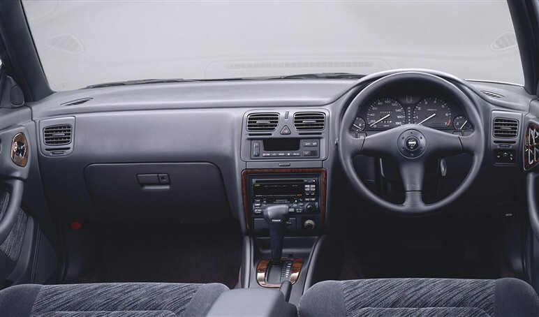 歴代レガシィ ツーリングワゴンからレヴォーグへ