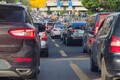 信号無視の歩行者の顔も交通違反車のナンバープレートもスクリーンで晒し者に！　国際化が進む「上海」とはいえ「やっぱり中国」らしかった