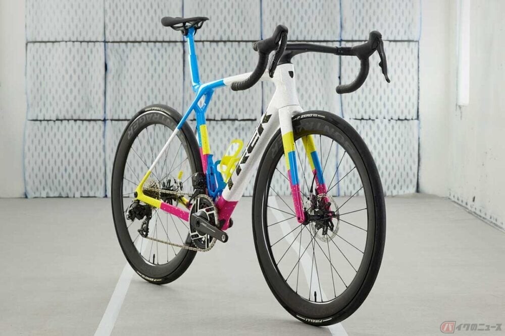 TREKから新たにプレミアムペイント登場　9日間の過酷なレースに挑む女性チームの活躍を応援!?