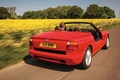 狙い過ぎたマツダ・ロードスターのライバル　BMW Z1とロータス・エランS2