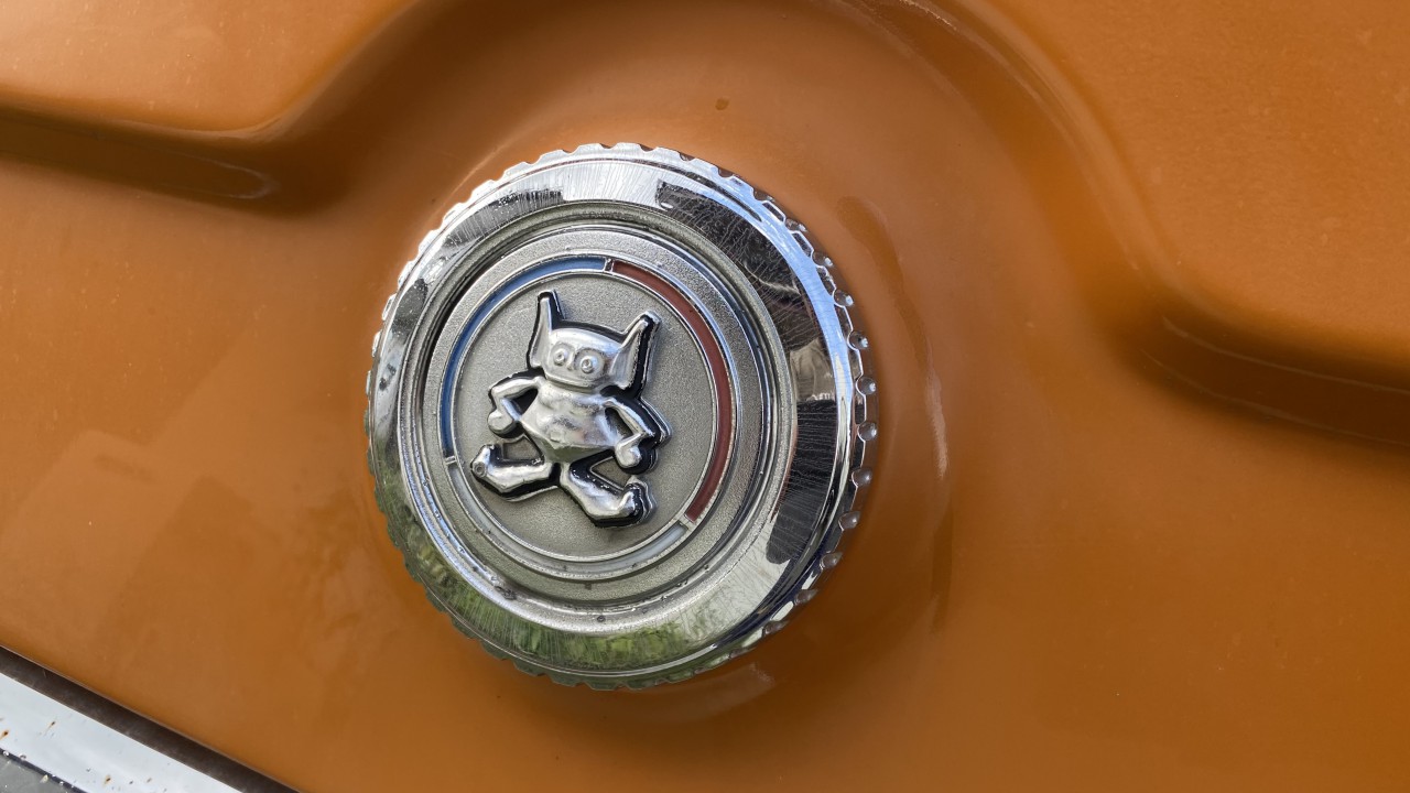 今まさに 私の目の前で一台のジャガーxj6が朽ち果てようとしている光景を目の当たりにして思うこと 外車王soken 自動車情報サイト 新車 中古車 Carview