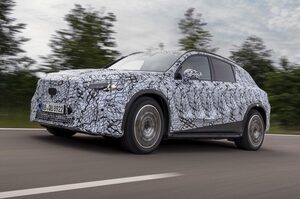 メルセデス・ベンツ新型『GLC』9月発表へ　ハイテク満載、航続距離700km達成か