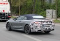 【スクープ】新ディスプレイが浮いている!? BMW 8シリーズ カブリオレ改良新型、内外を初スクープ！