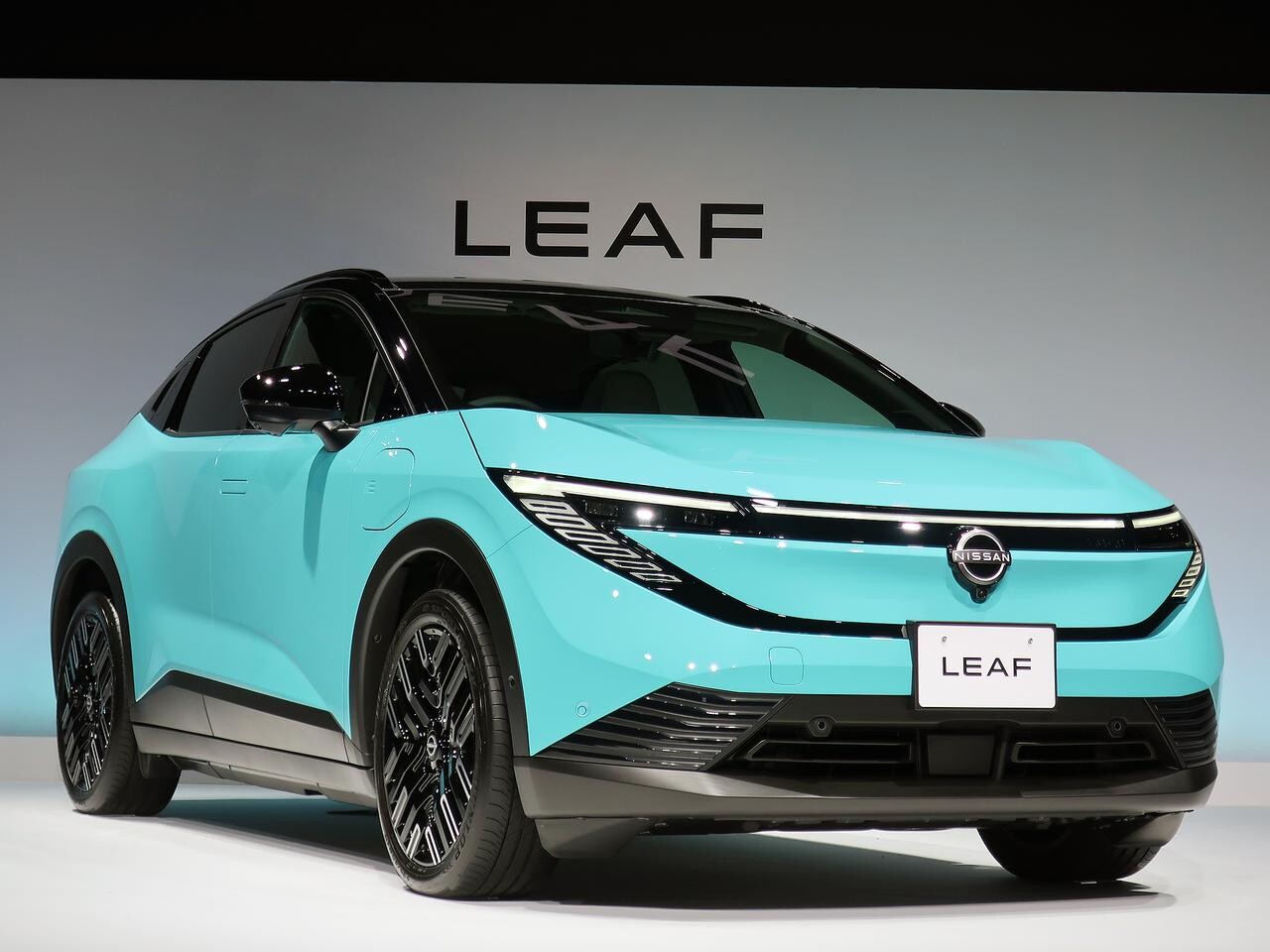 日産が新型リーフ「B7」を発表。一充電の走行距離は最大702km！