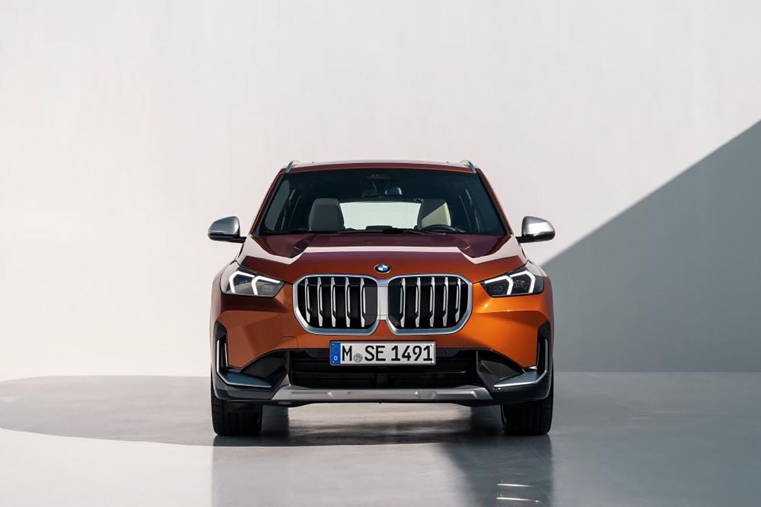 BMW X1として初となる48Vマイルドハイブリッド＋ディーゼル！　高い燃費性能を備えた「xDrive 20d」で駆けぬける歓び