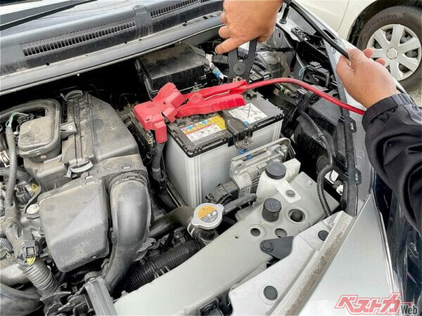 事前充電がいらん!!　バッテリー上がりにはスーパーキャパシタ式ジャンプスターターが最強な件!!!