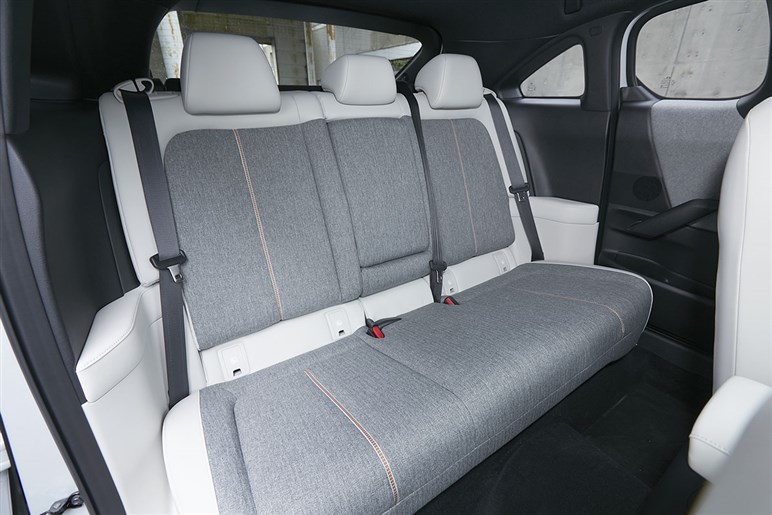 観音開きドアをもつマツダの異色SUV「MX-30」発売。意外に安い＆狙いはどこに？