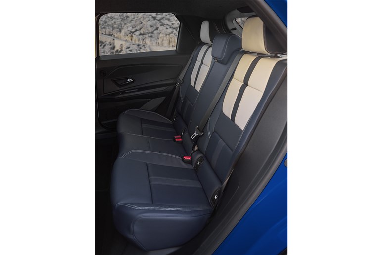 【見た目もゴツい！】新型「サンク」の高性能版「アルピーヌ A290」は意外な快適系。日本に入って来る？