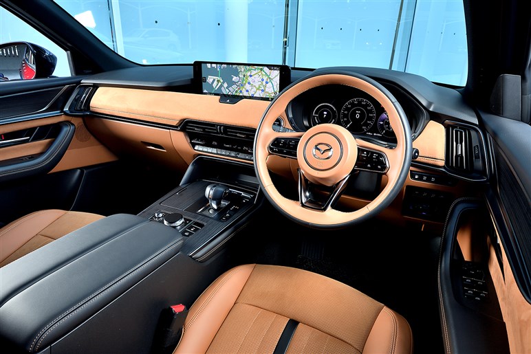 私がXDに決めたワケ。実際に購入した自動車ライターがCX-60のベストバイを解説