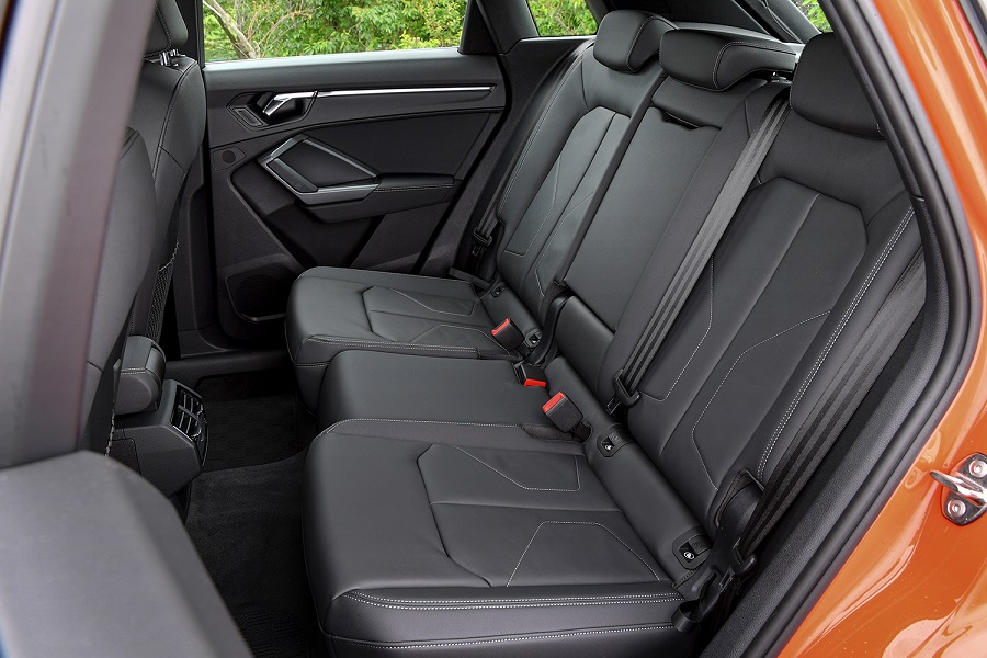 Q3 が8年ぶりのフルモデルチェンジ アウディ初のコンパクトクロスオーバーsuv Audi Q3 Sportback 登場 Dime 自動車情報サイト 新車 中古車 Carview
