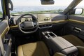 EV走行時の最大航続距離は135km、初のEVピックアップトラック！ 日産が上海モーターショー2025で「Frontier Pro」を世界初公開