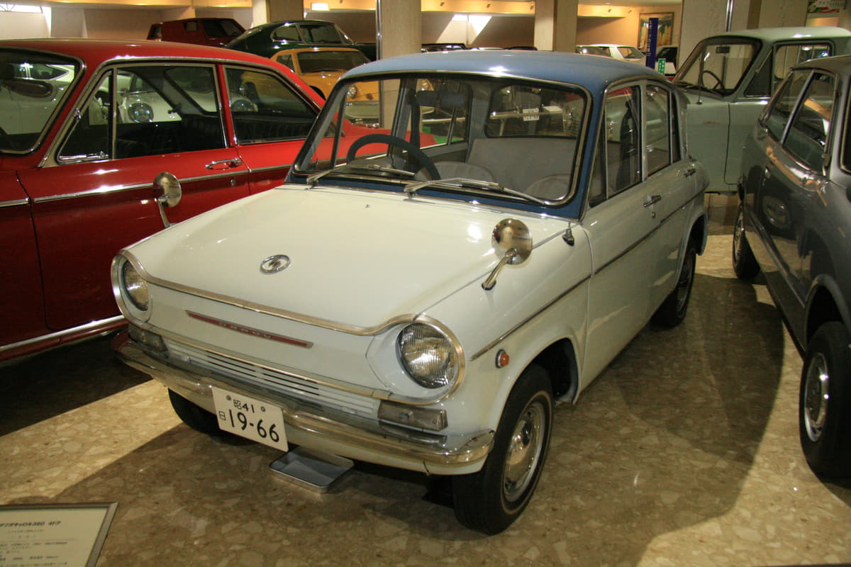 軽自動車の常識を覆す４ドア採用 偉大なるマツダ キャロルが成功できなかったワケ Auto Messe Web 自動車情報サイト 新車 中古車 Carview