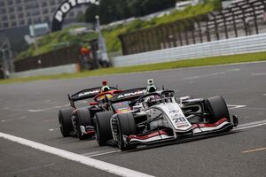 レース巧者の平川亮が魅せた！　『予選20番手→決勝4位』と驚異の16ポジションアップに本人も驚き「100点の完璧なレースだった」