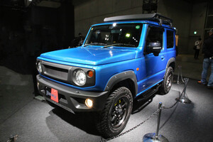 「モリゾウ」仕様のスズキ「ジムニー」とダイハツ「タフト」カスタムが登場！ 特注カラーのBRIDEシートなどこだわりのカスタムを紹介します