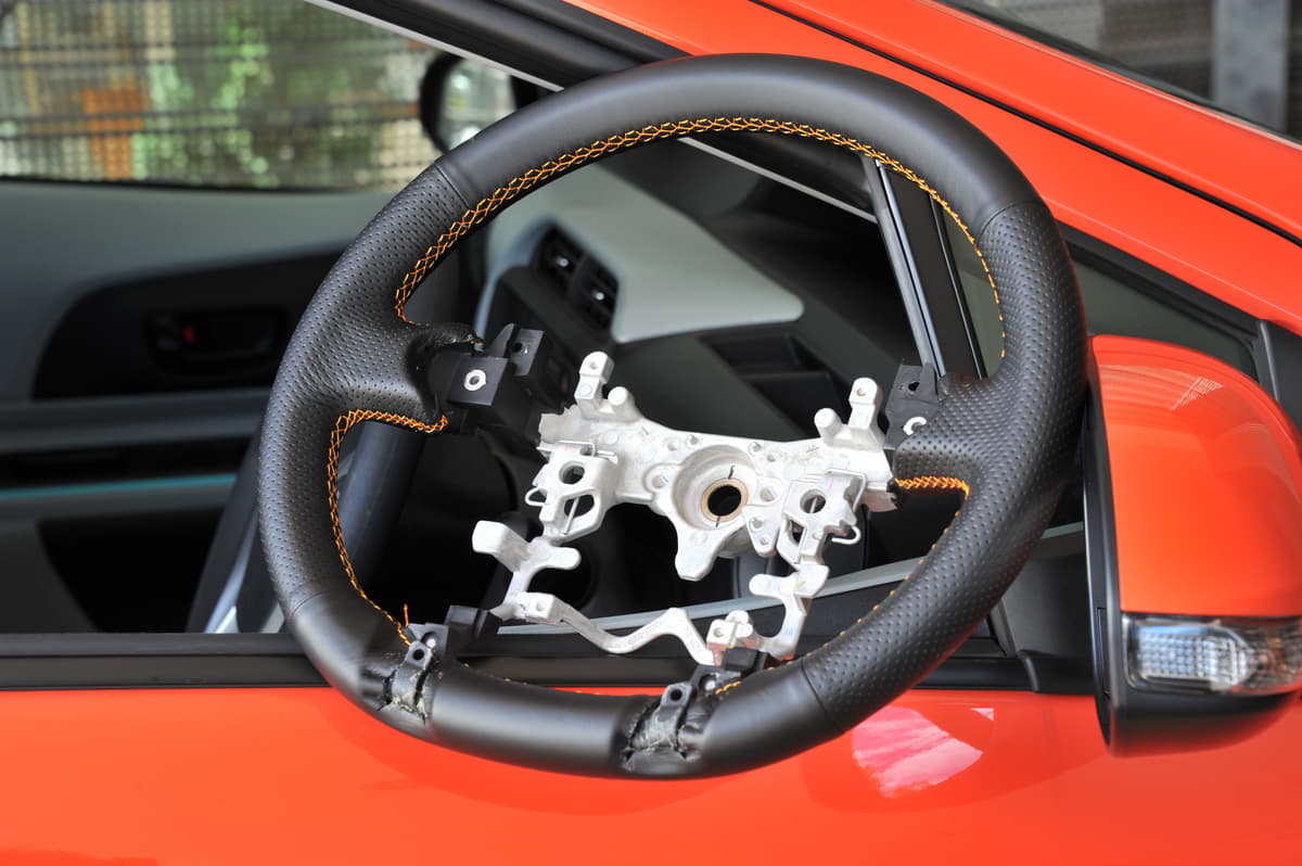 エアバッグがないと保険料は上がる は過去の話 メリットしかない ステアリング交換 のススメ Auto Messe Web の写真 5ページ目 自動車情報サイト 新車 中古車 Carview