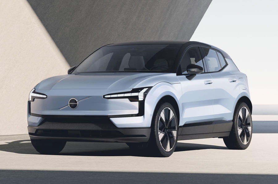 新型ボルボEX30 若いユーザー向け小型EV、初公開 「最小にして最速