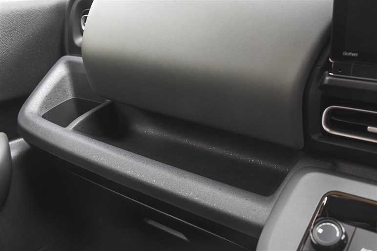 【また売れそう】新型「フリード」プロトタイプ試乗　見た目だけじゃなく走りも全方位アップデート