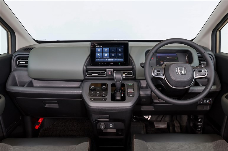 【また売れそう】新型「フリード」プロトタイプ試乗　見た目だけじゃなく走りも全方位アップデート