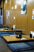 鶴橋のディープな「新楽井」で焼肉×水中眼鏡!?──うまいもんが勢揃い！大阪グルメ、ハイ＆ロー巡り「焼肉編」