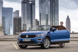 開発費の高騰でモデル整理が進む中、VWがT-Rocにカブリオレを設定した理由とは？