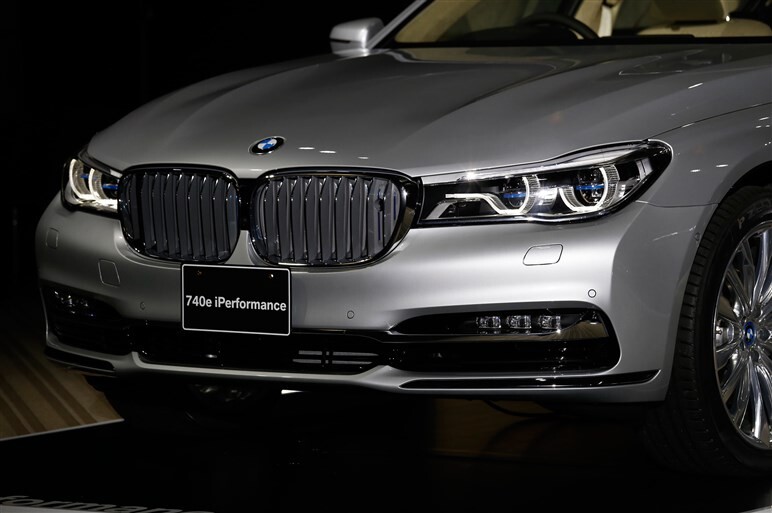 BMW 7シリーズに新たなPHVを追加。740e iパフォーマンスを発売