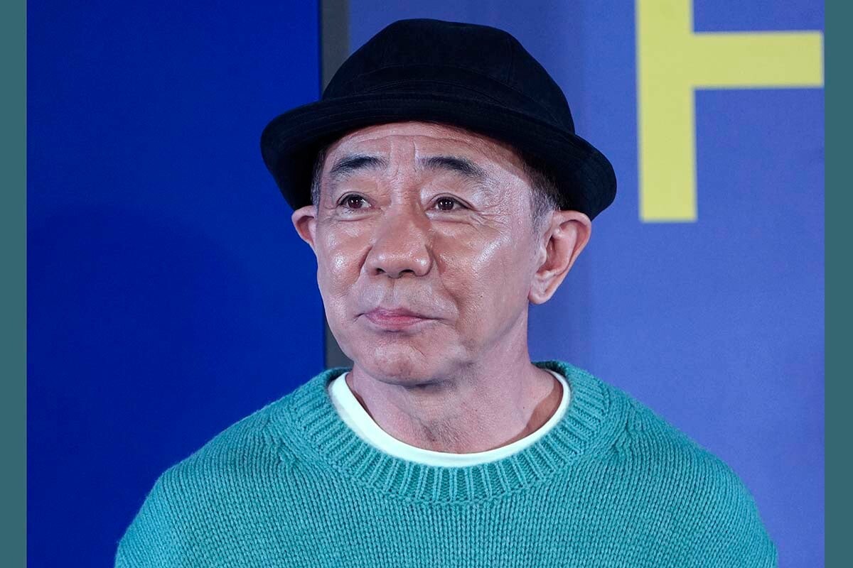 とんねるず「木梨憲武」が所さんの“愛車”「高級スポーツカー」を“公開”し話題に！ 「どっちも欲しいです！」の声もある「2台」とは