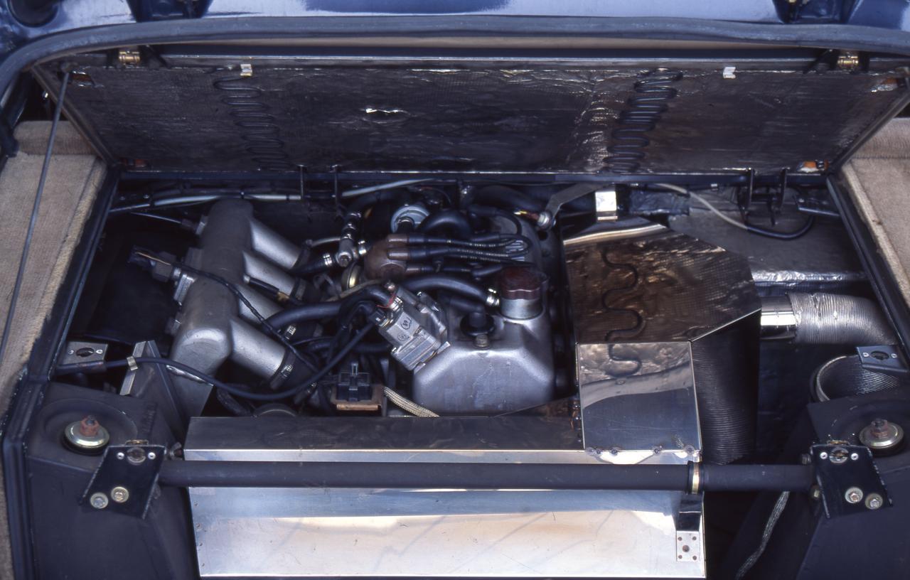 真夏のスーパーカー特集04 ルノー5ターボは大衆車をベースに強引に作られたミッドシップカー Webモーターマガジン の写真 3ページ目 自動車情報サイト 新車 中古車 Carview