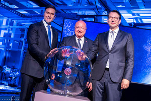 エンジンの聖地が、EVの心臓部へ。BMWシュタイア工場、『ノイエ・クラッセ』向け第6世代eドライブの量産をついに開始