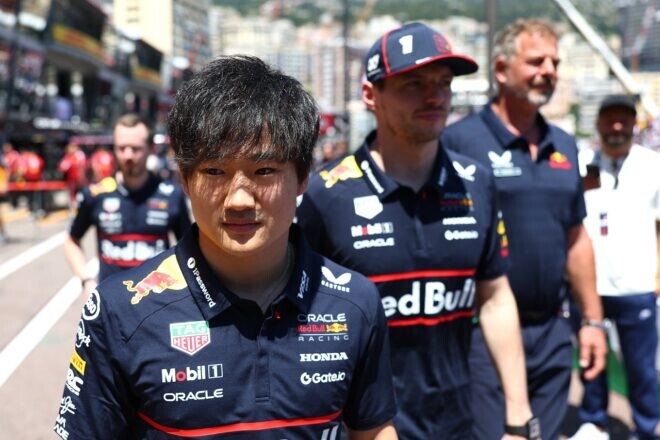 角田裕毅、DRSトレインに妨げられ17位「予選で上位を確保できなかった自分の責任」ガスリーとの接触は「大きな謎」
