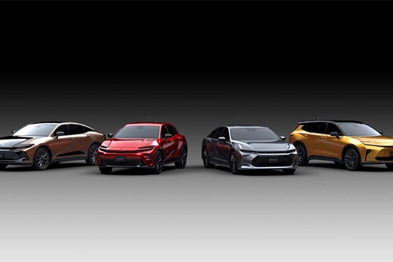 トヨタ セダンの全車種を徹底比較。新型クラウンや人気歴代モデルも紹介【購入ガイド】