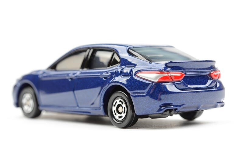 トヨタ セダンの全車種を徹底比較。新型クラウンや人気歴代モデルも紹介【購入ガイド】