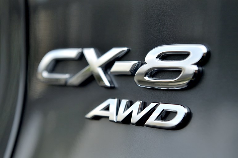 随所にマツダ思想を反映させたCX-8は多人数乗車モデルの魅力を再定義する