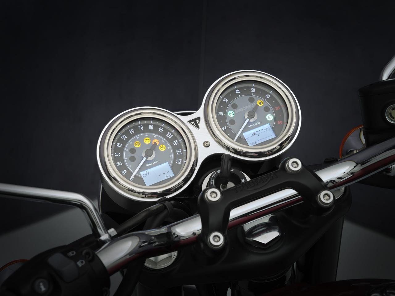 トライアンフ新型 ボンネビルt1 の特徴を解説 7kgの軽量化 クルーズコントロールを標準装備した21年モデル Webオートバイ の写真 12ページ目 自動車情報サイト 新車 中古車 Carview